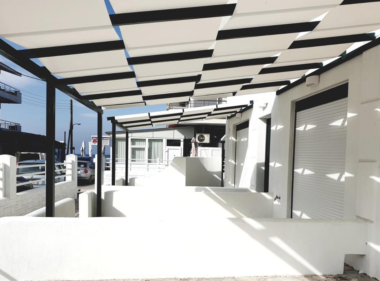 Eantos Studios And Suites Peraía Exterior foto