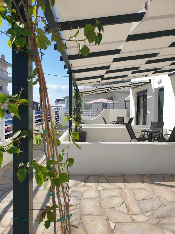 Eantos Studios And Suites Peraía Exterior foto