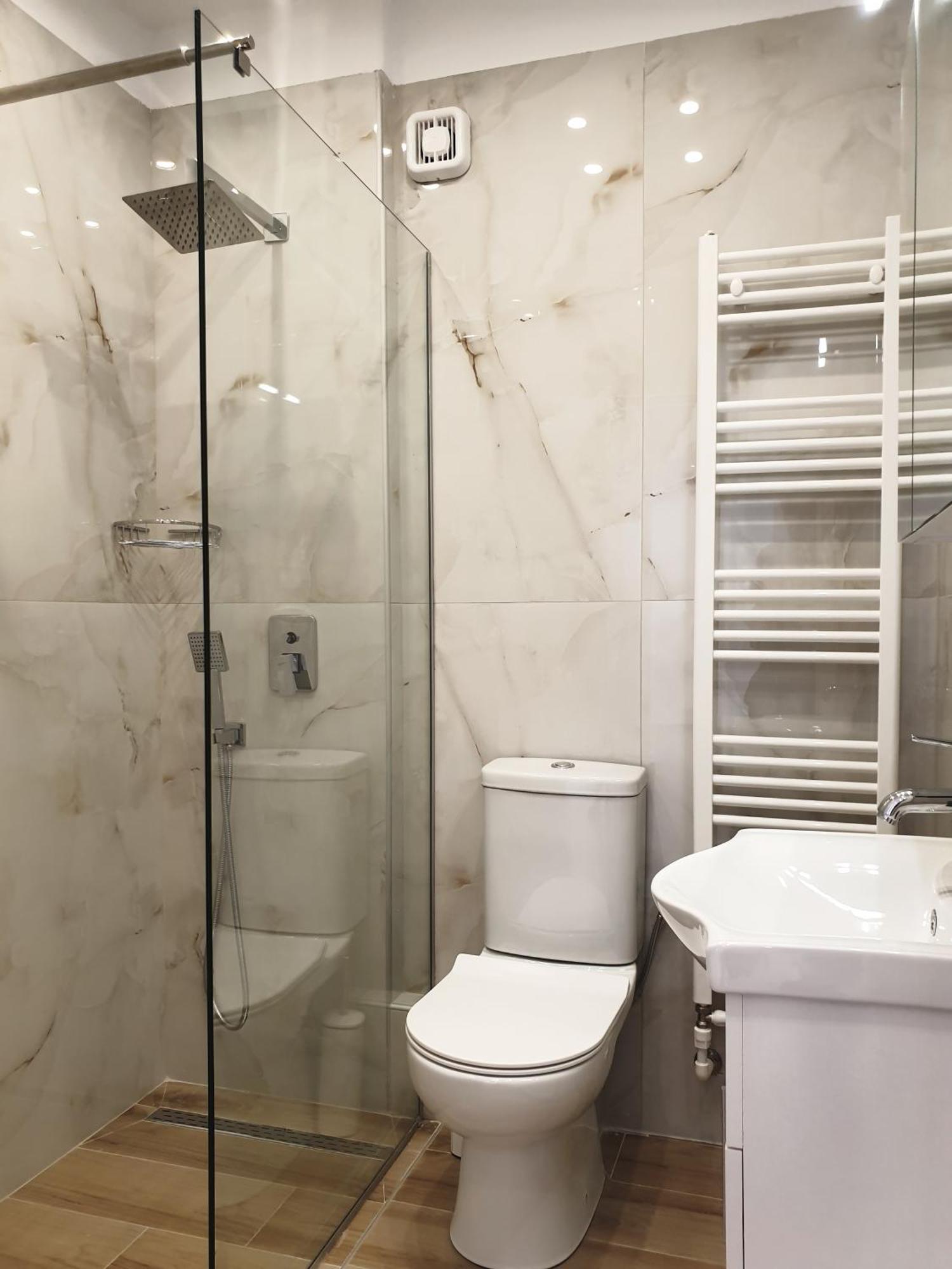 Eantos Studios And Suites Peraía Zimmer foto